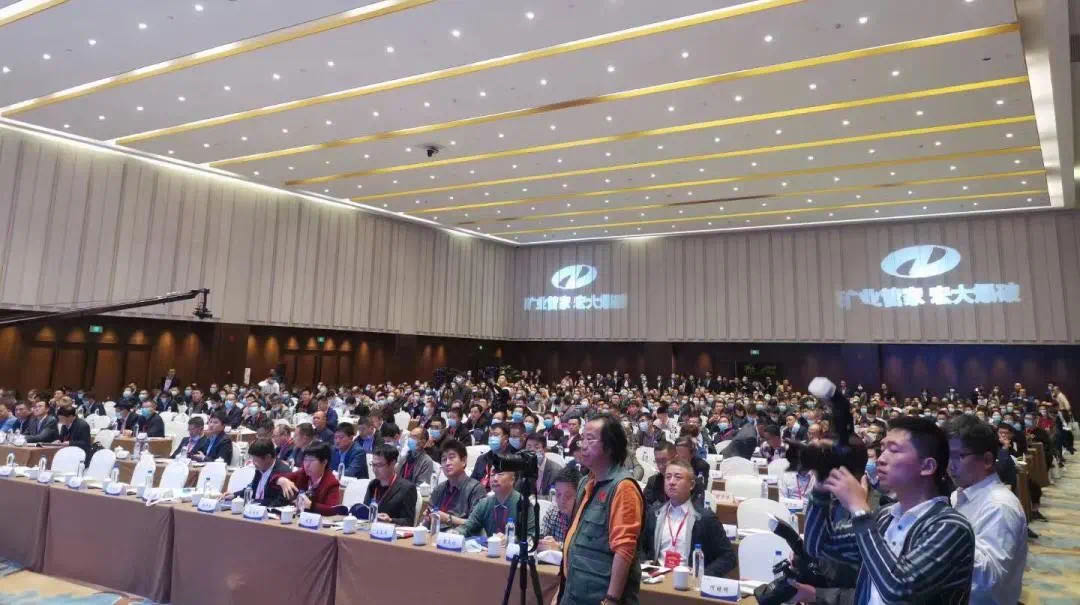 反响热烈 | 逾百家企业领导到安博官网体育入口(中国)有限公司爆破工程集团展台及总部参观交流