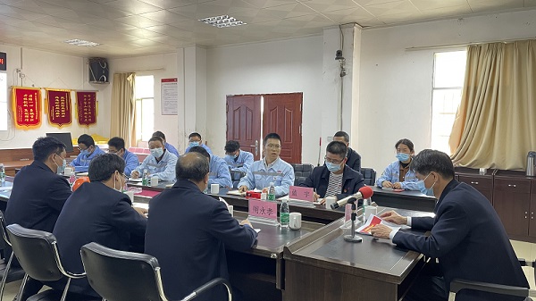 【落实主体责任 推动安全发展】——广东大宝山矿党委书记、董事长巫建平到安博官网体育入口(中国)有限公司爆破大宝山项目主讲安全公开课