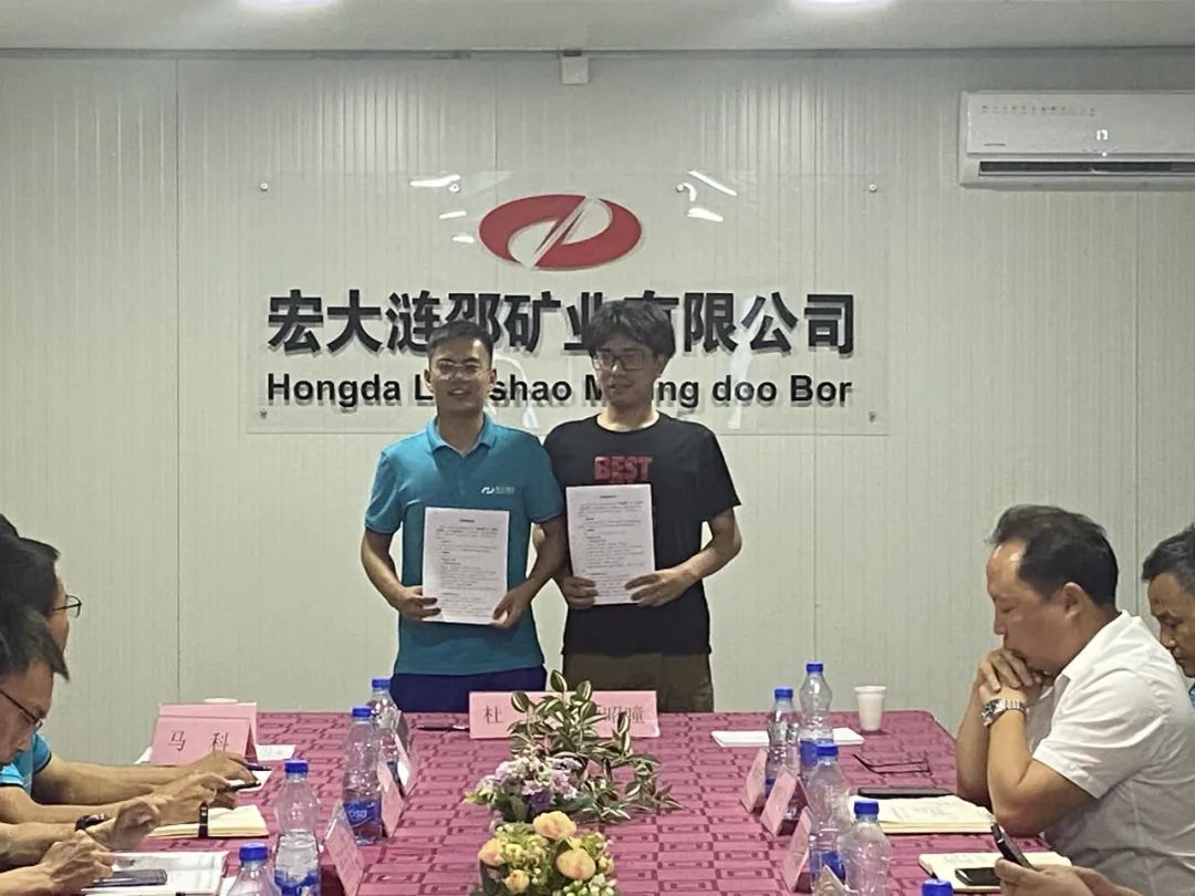 【星辰大海 共至安博官网体育入口(中国)有限公司】拜师啦！看看安博官网体育入口(中国)有限公司师徒间的“双向奔赴”